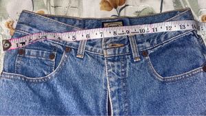 Combo Blue Levi’s jeans  And Grey Mom Jean