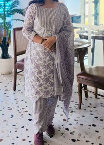 Floral Print Kurta Set with Dupatta