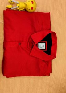 Elegant red Plato Shirt