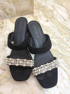 Black Pearl Sandals