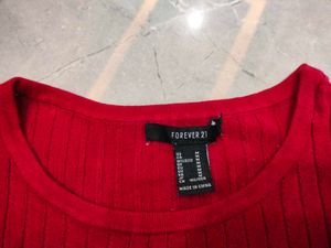 RED 🍒 CROPPED WOOL TOP