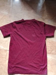 Men&#39;s Classic Maroon T-Shirt