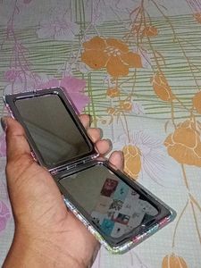 Pocket Mirror