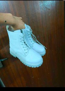 Trendy Boot🎀