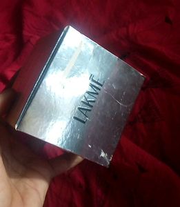 Lakme Perfect Radiance Day Creme