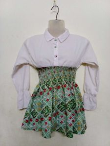 Beautiful Korean Top 💟
