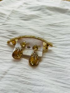 Sparkling Hair Clip and Earrings