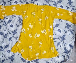 Diya Womens Yellow Stylish Top