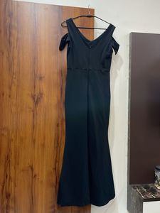 Elegant Black Maxi Dress