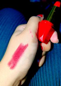 red and rosepink Beauty Lipsticks - Set of 2