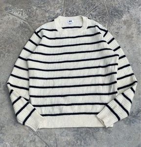 UNIQLO STRIPE KNITWEAR SWEATER