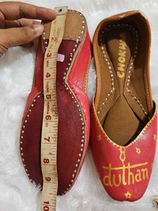 Red Ethnic Jutti