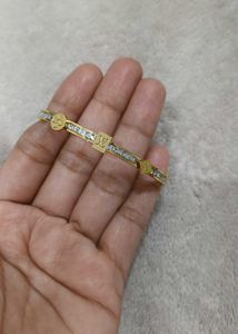 Beautiful M Size Bracelet