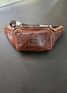 WILD HUNTER Vintage Leather Belt Bag