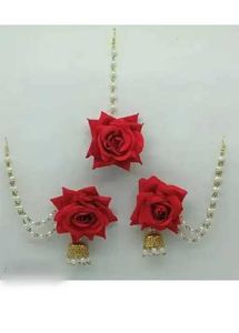 a beautiful rose flower jewellry