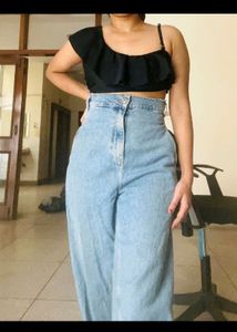 Padded Ruffled  Crop Top