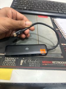 Spigen USB-C Hub