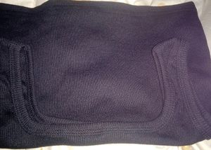 Casual Sleeveless Solid Black Crop Top