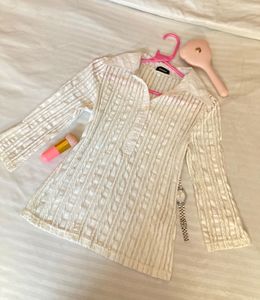 PINTEREST Textured White Collared Cotton Top