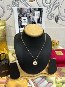 Versace Pendant 18k Gold Plated Anti Tarnish 😍❤️