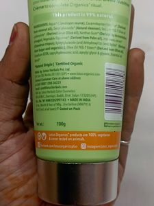 Lotus Organic Divine Nourish Face Wash