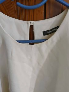 Elegant White Sleeveless Top