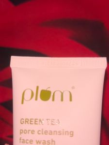 Plum Green Tea Pore Cleansing Face Wash