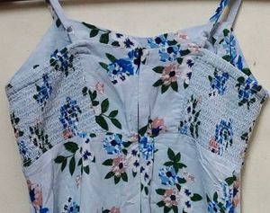 🩵Beautiful Dress 🩵 + Few More Things In Combo