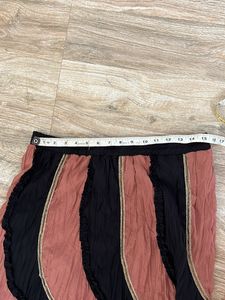 Skirt With Flares And Ruffles / Need To Replace The Elastic. So Giving A Discount . Waist 30- 35 Inches After Elastic Is Fitted