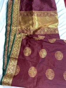 Maroon And Gold Duppatta