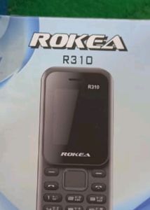 Rokea R310 New Mobile Phone Box Packing With Chrgr