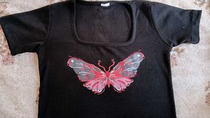 Glitsy Graphic Printed Deep- Neck Crop Top