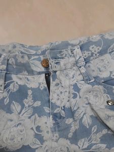 Cotton Floral Shorts 🌸