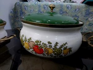 Vintage Enamelware Pot Set