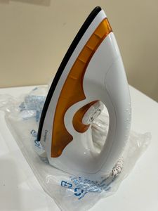 Crompton PD Plus 1000W Dry Iron(White)