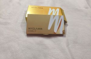 2 Myglamm Face Pallet Chisel It