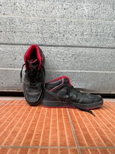 Stylish And Versatile Casual Sneakers,