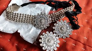 oxidized jewellery ( necklace with earrings)