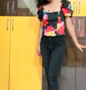 Floral Print Puff Sleeve Top