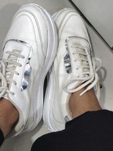 Trendy White platform Sneakers