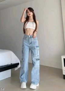 Trendy Y2K Light Wash Baggy Cargo Jeans