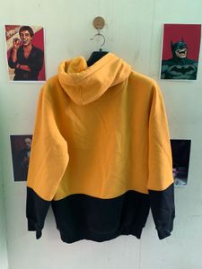 Li-Ning tee &amp; yellowe hoodie