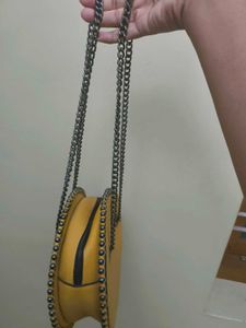 Stylish Mustard Crossbody Bag