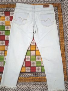 Stylish Blue Jeans Girls