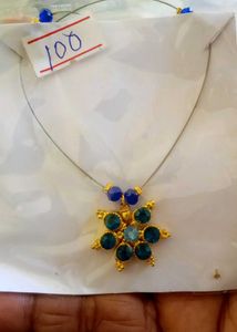 Green &amp; Gold Necklace Set