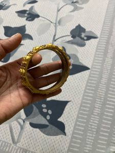 beautiful Golden Bangle Set