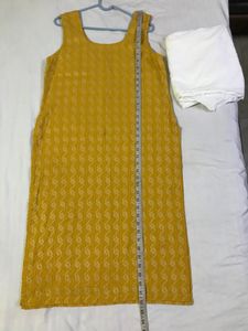 Simple Kurta Set Fits Bust 34-36