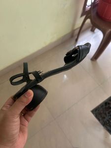 Black Chain Detail Sandals