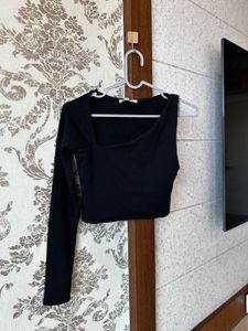 Black Asymmetric Crop Top