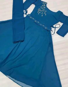 Stylish Women Gown With Dupatta &amp; Belt